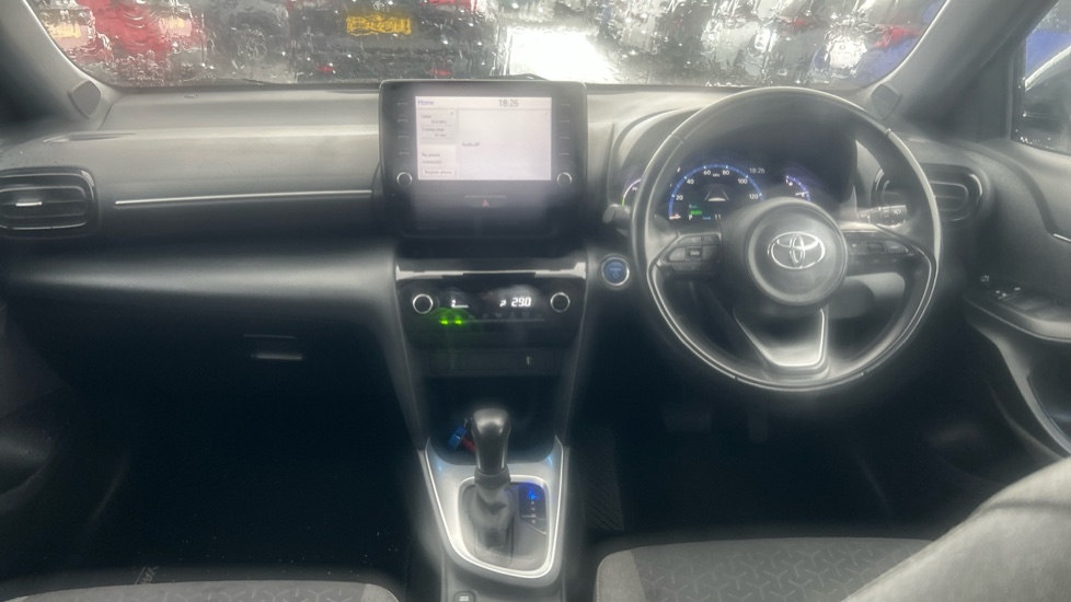 Toyota Yaris Cross 1.5 Hybrid Design 5dr CVT Hybrid Estate - Image 6