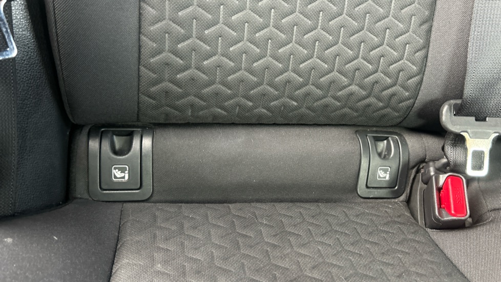 Toyota Yaris Cross 1.5 Hybrid Design 5dr CVT Hybrid Estate - Image 14