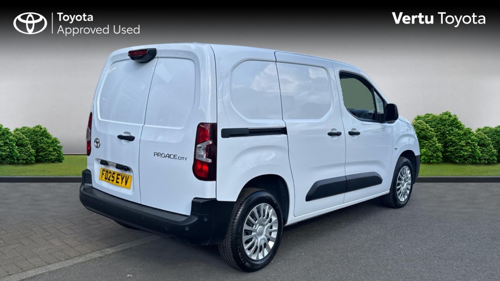 Toyota Proace City L1 Diesel 1.5D 100 Icon Van - Image 2