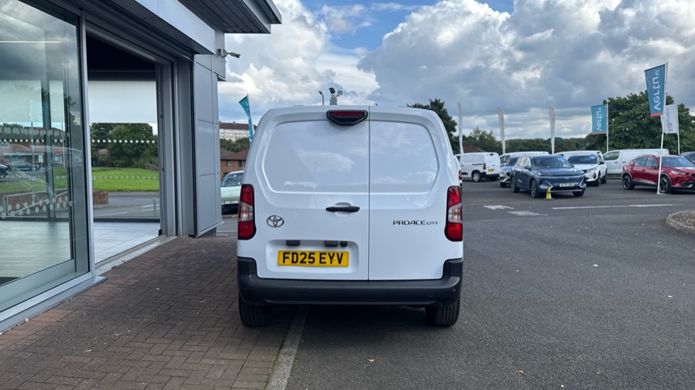 Toyota Proace City L1 Diesel 1.5D 100 Icon Van - Image 26