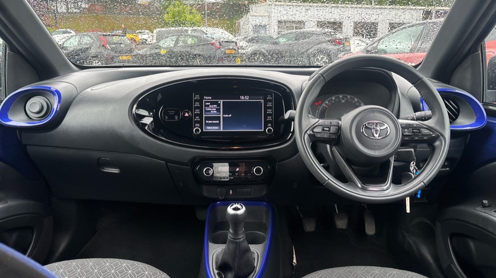 Toyota Aygo X 1.0 VVT-i Edge 5dr Petrol Hatchback - Image 6
