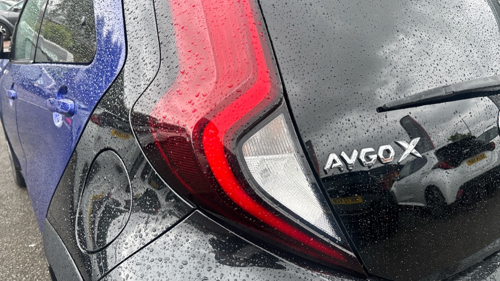Toyota Aygo X 1.0 VVT-i Edge 5dr Petrol Hatchback - Image 21
