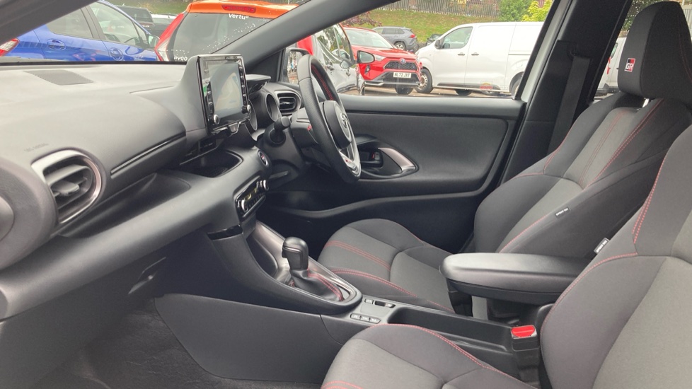 Toyota Yaris 1.5 Hybrid GR Sport 5dr CVT Hybrid Hatchback - Image 5