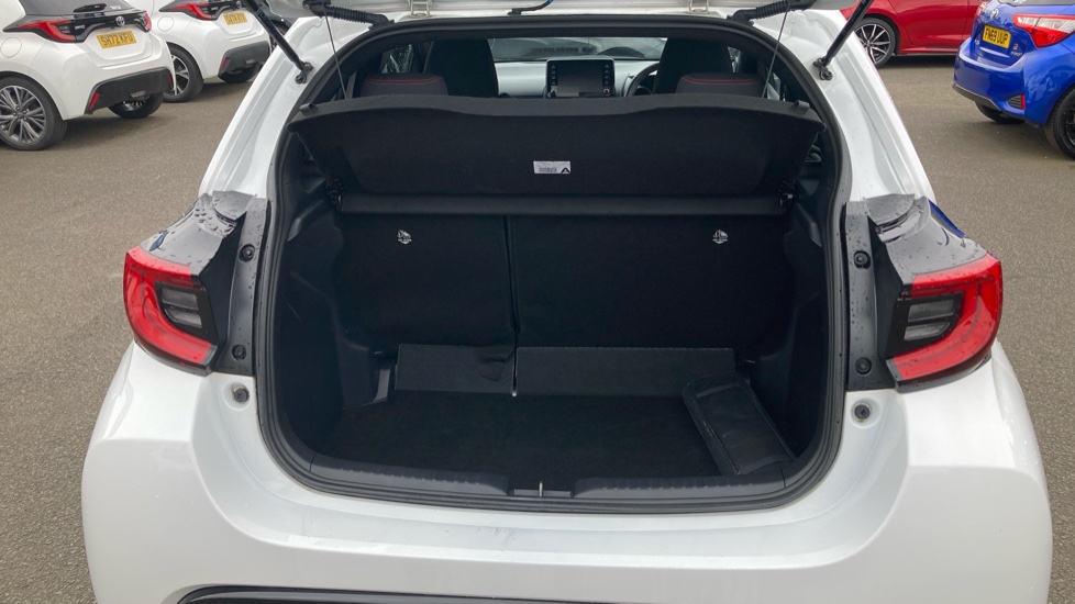 Toyota Yaris 1.5 Hybrid GR Sport 5dr CVT Hybrid Hatchback - Image 13