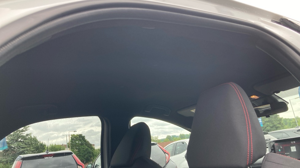 Toyota Yaris 1.5 Hybrid GR Sport 5dr CVT Hybrid Hatchback - Image 19