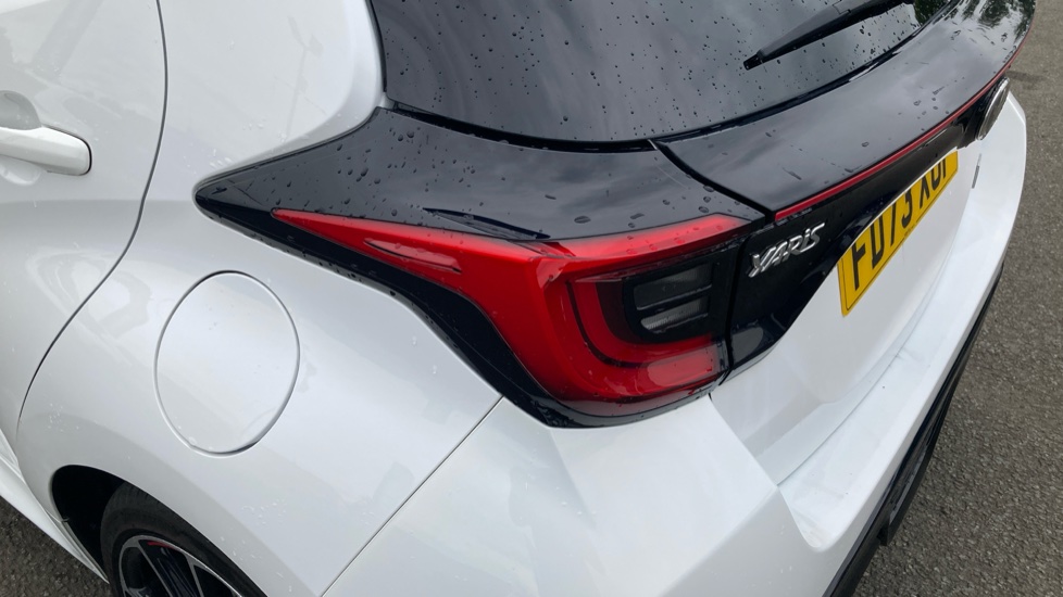 Toyota Yaris 1.5 Hybrid GR Sport 5dr CVT Hybrid Hatchback - Image 21