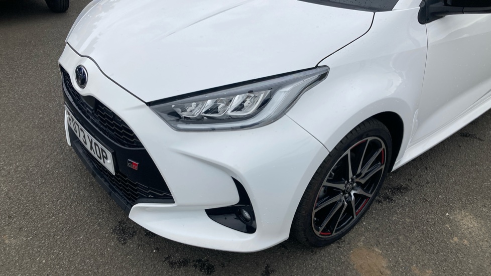 Toyota Yaris 1.5 Hybrid GR Sport 5dr CVT Hybrid Hatchback - Image 31