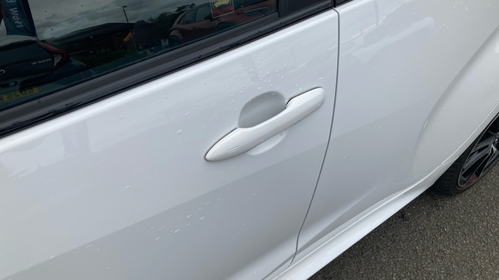 Toyota Yaris 1.5 Hybrid GR Sport 5dr CVT Hybrid Hatchback - Image 33