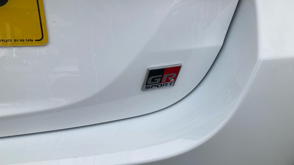 Toyota Yaris 1.5 Hybrid GR Sport 5dr CVT Hybrid Hatchback - Image 37