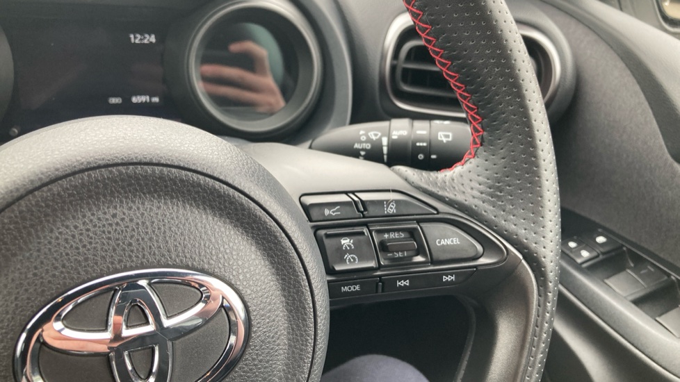 Toyota Yaris 1.5 Hybrid GR Sport 5dr CVT Hybrid Hatchback - Image 43