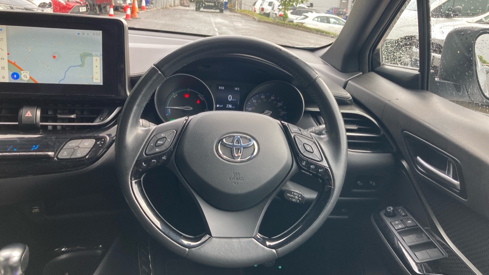 Toyota C-HR 1.8 Hybrid Design 5dr CVT Hybrid Hatchback - Image 7