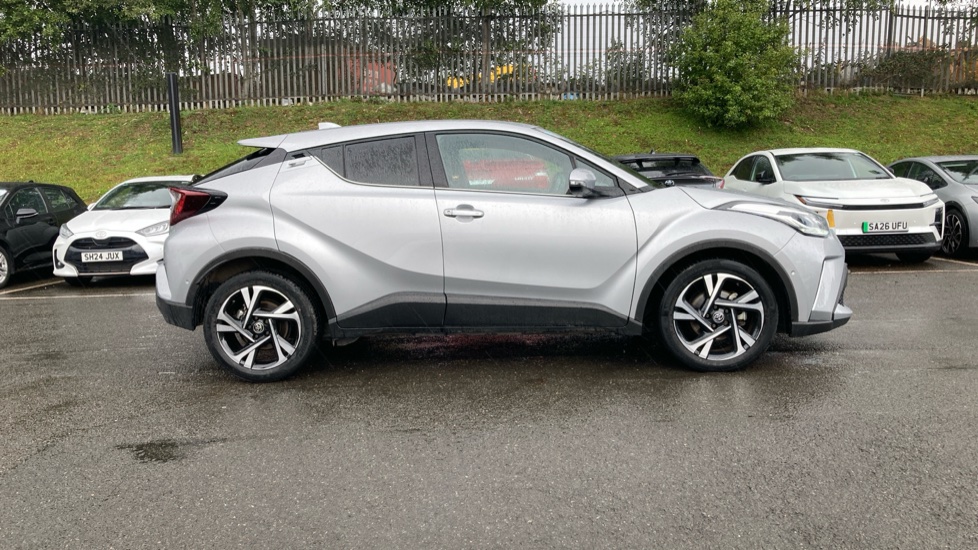 Toyota C-HR 1.8 Hybrid Design 5dr CVT Hybrid Hatchback - Image 23