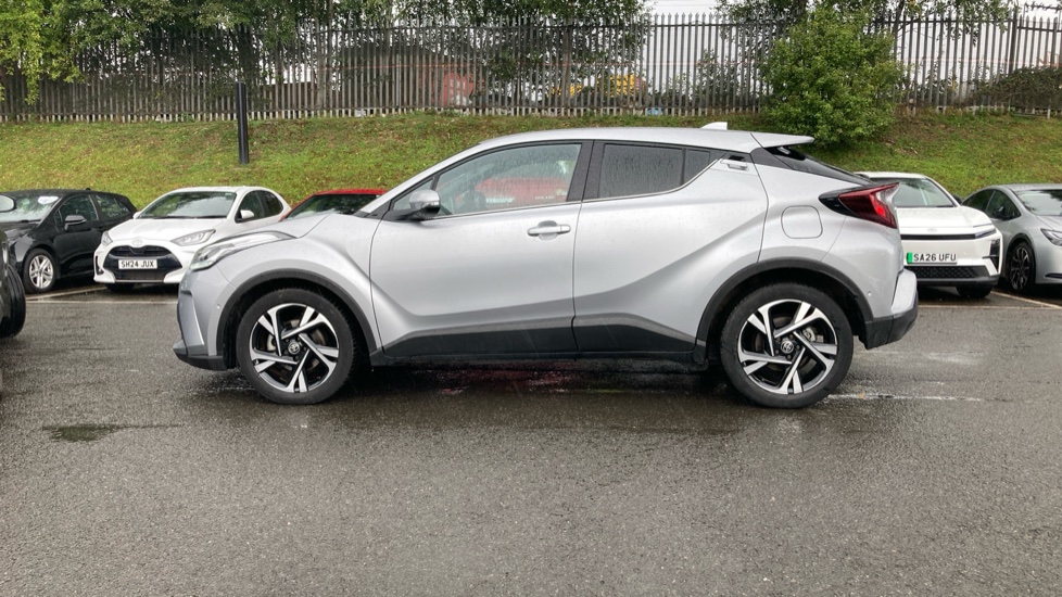 Toyota C-HR 1.8 Hybrid Design 5dr CVT Hybrid Hatchback - Image 24