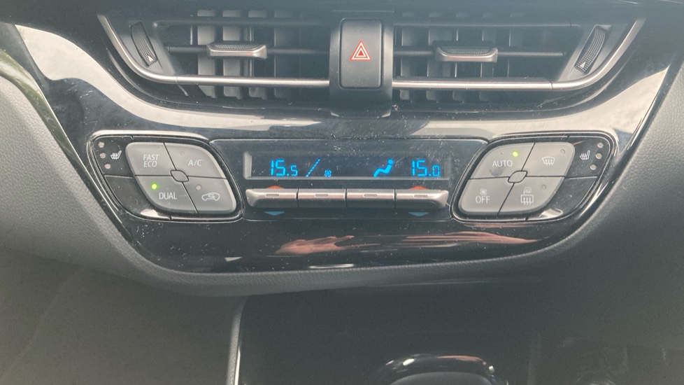 Toyota C-HR 1.8 Hybrid Design 5dr CVT Hybrid Hatchback - Image 36