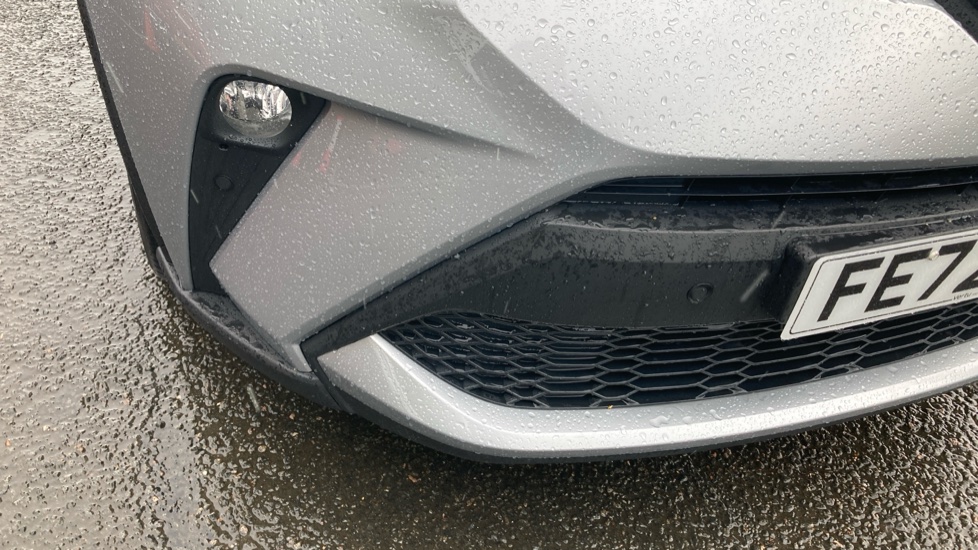 Toyota C-HR 1.8 Hybrid Design 5dr CVT Hybrid Hatchback - Image 41