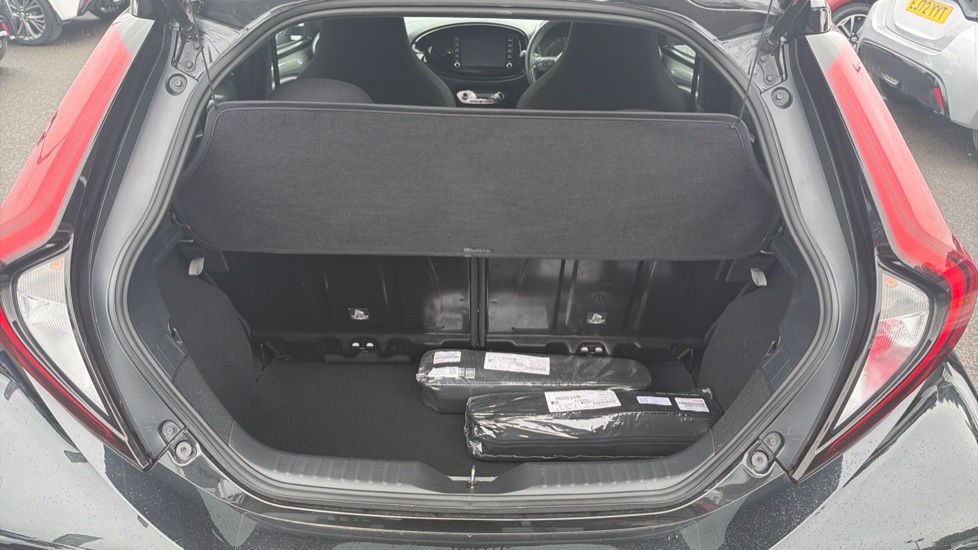 Toyota Aygo X 1.0 VVT-i Air Edition 5dr Petrol Hatchback - Image 13