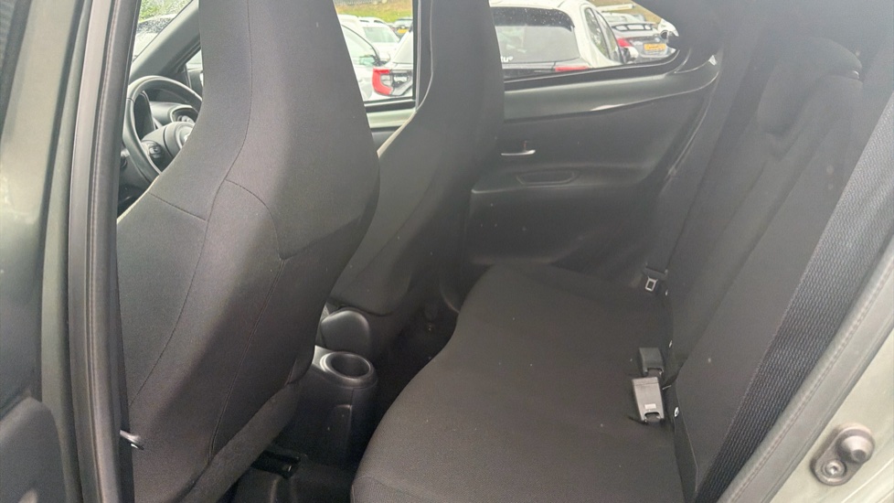 Toyota Aygo X 1.0 VVT-i Air Edition 5dr Petrol Hatchback - Image 15