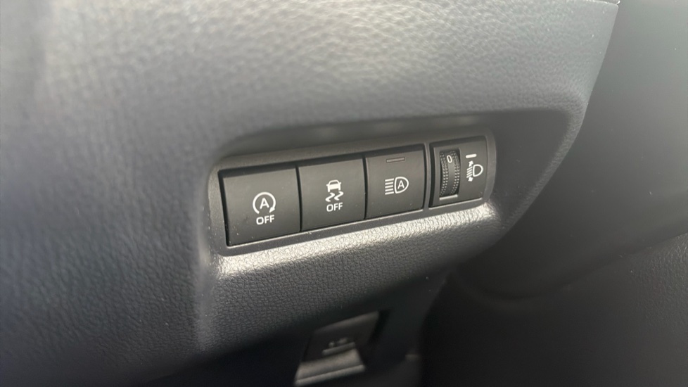 Toyota Aygo X 1.0 VVT-i Air Edition 5dr Petrol Hatchback - Image 16
