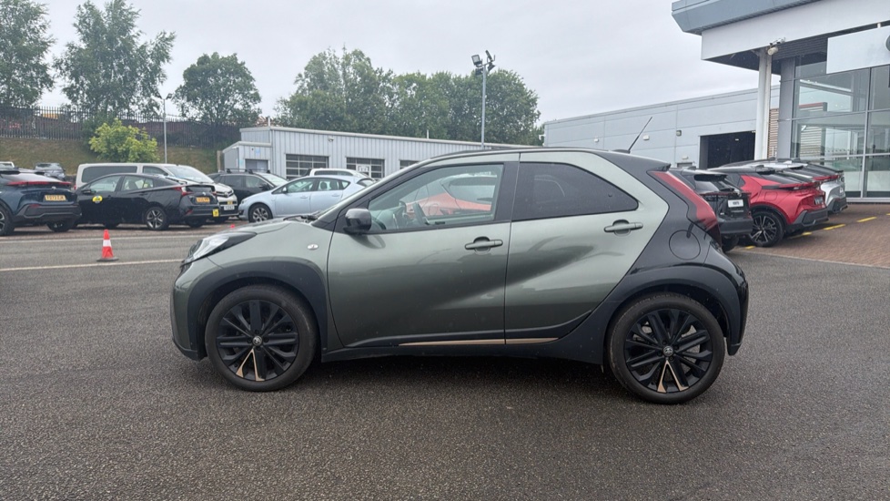 Toyota Aygo X 1.0 VVT-i Air Edition 5dr Petrol Hatchback - Image 24