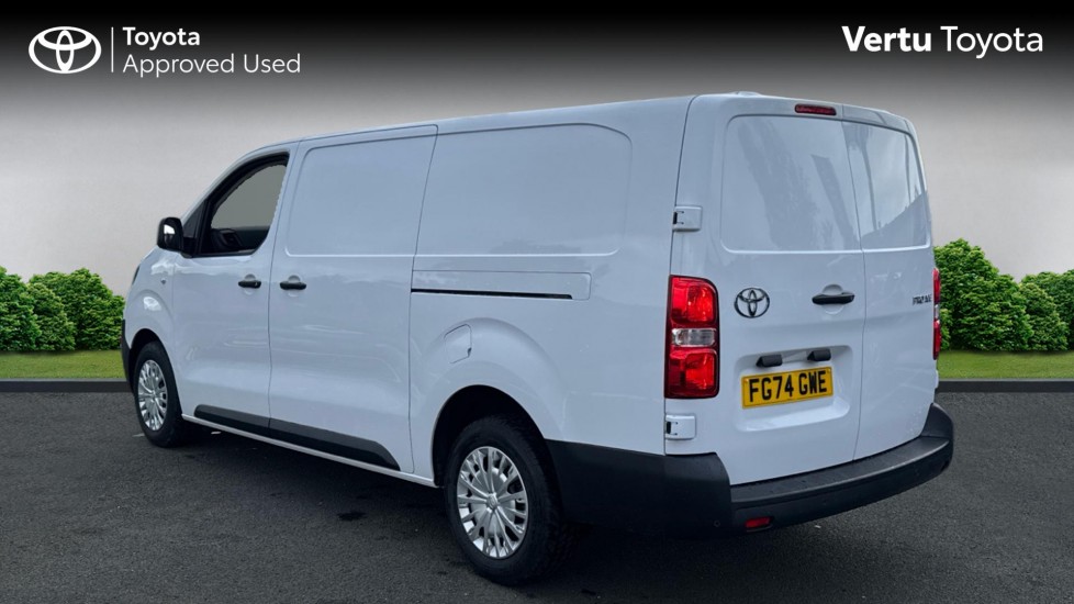 Toyota Proace L2 Diesel 2.0D 145 Icon Van - Image 4