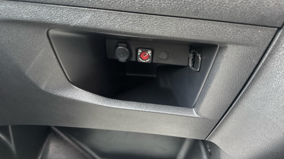 Toyota Proace L2 Diesel 2.0D 145 Icon Van - Image 46