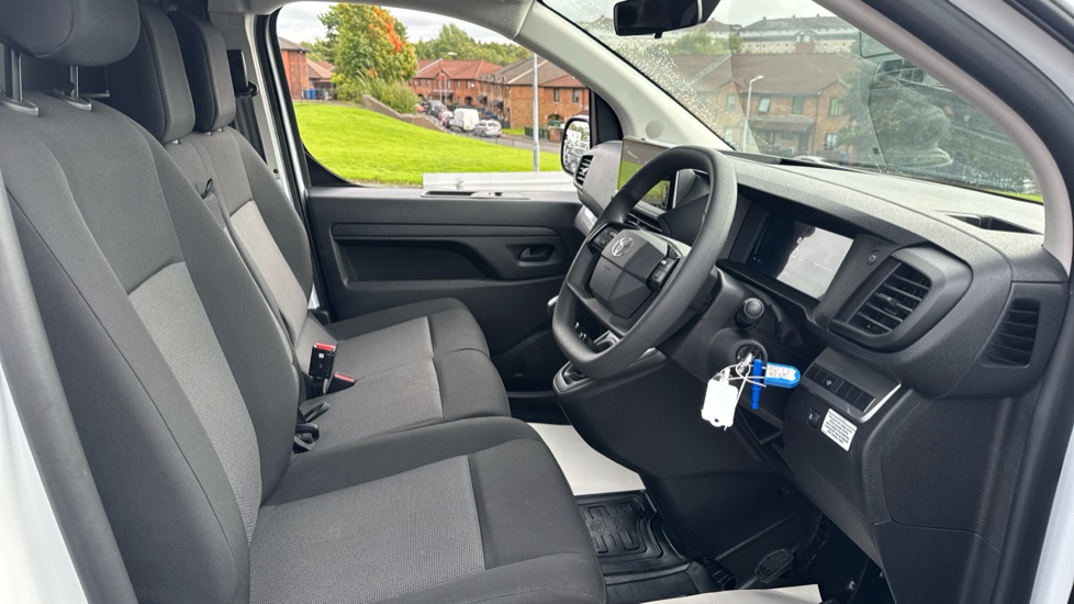 Toyota Proace L2 Diesel 2.0D 145 Icon Van - Image 12