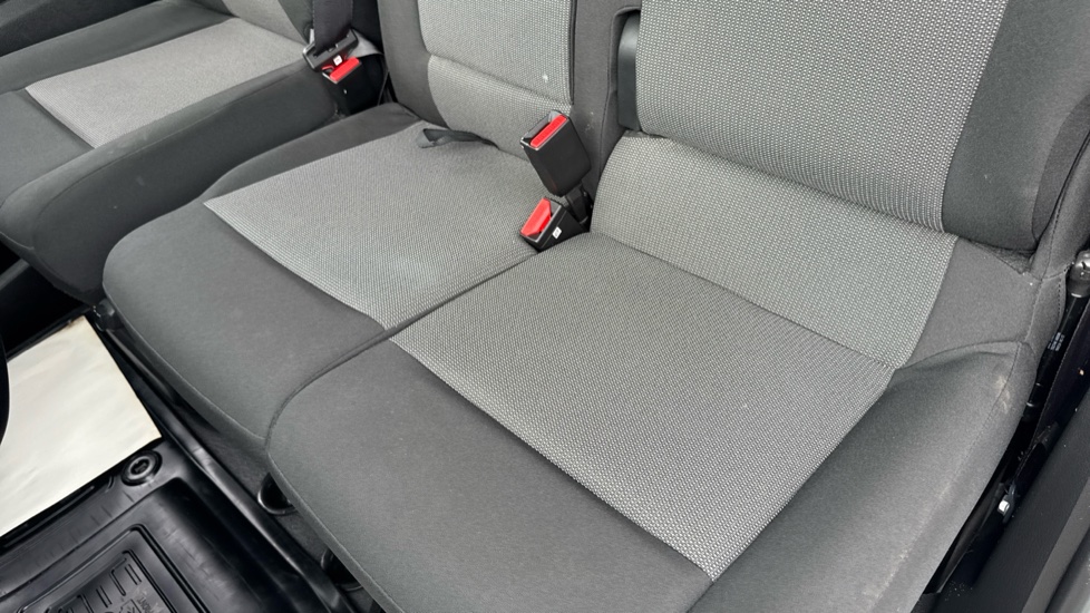 Toyota Proace L2 Diesel 2.0D 145 Icon Van - Image 14