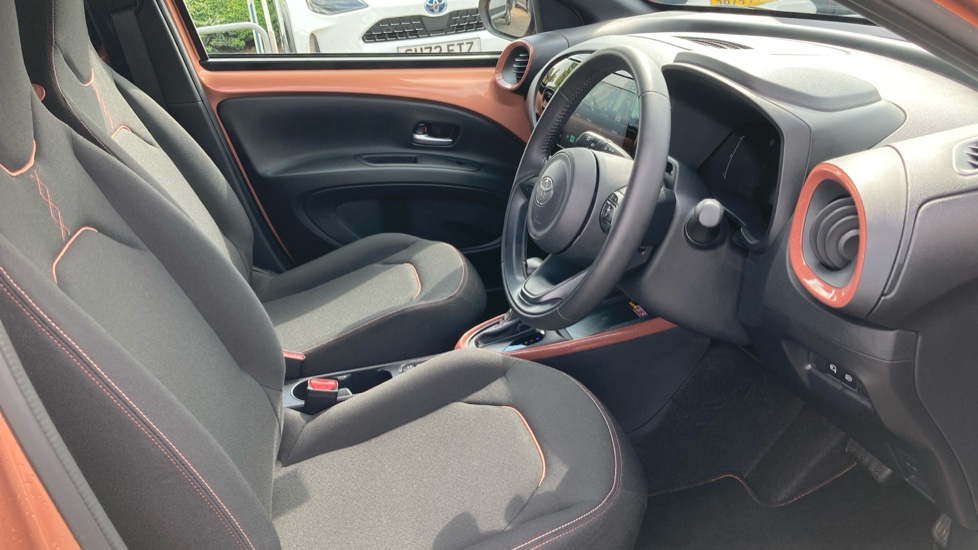 Toyota Aygo X 1.5 Hybrid Design 5dr CVT Hybrid Hatchback - Image 12