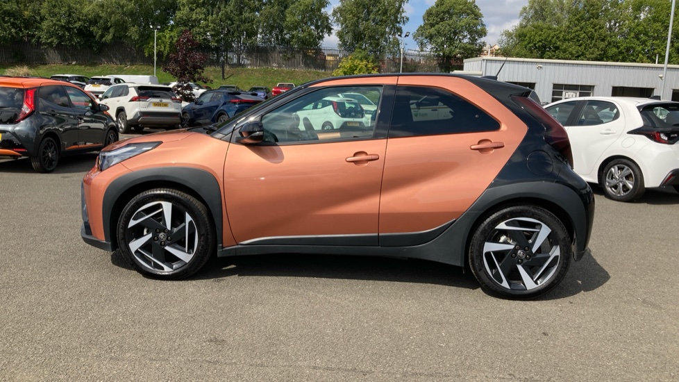 Toyota Aygo X 1.5 Hybrid Design 5dr CVT Hybrid Hatchback - Image 24
