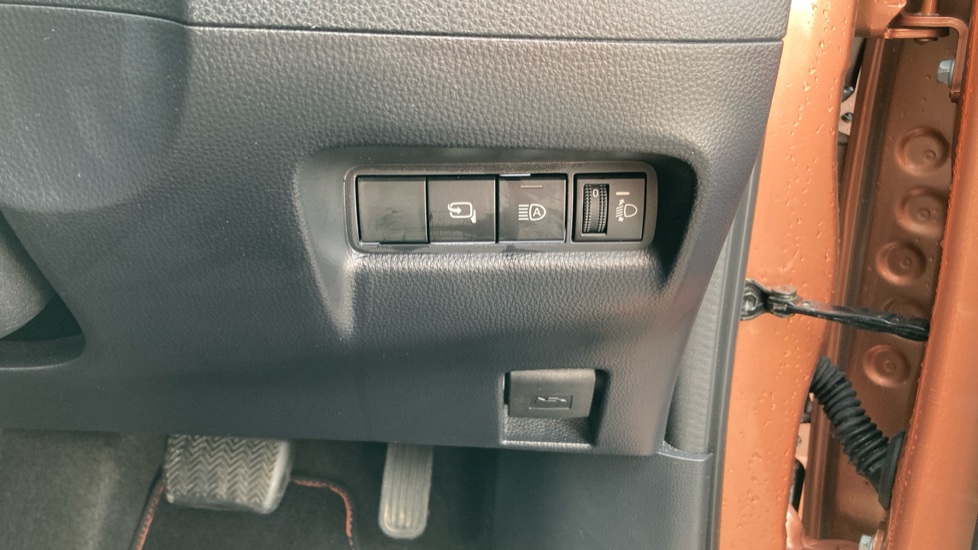 Toyota Aygo X 1.5 Hybrid Design 5dr CVT Hybrid Hatchback - Image 41