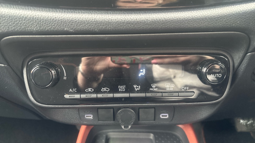 Toyota Aygo X 1.5 Hybrid Design 5dr CVT Hybrid Hatchback - Image 33