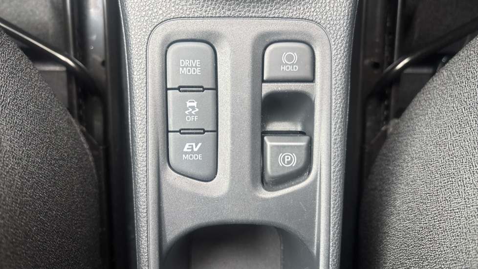 Toyota Aygo X 1.5 Hybrid Design 5dr CVT Hybrid Hatchback - Image 35