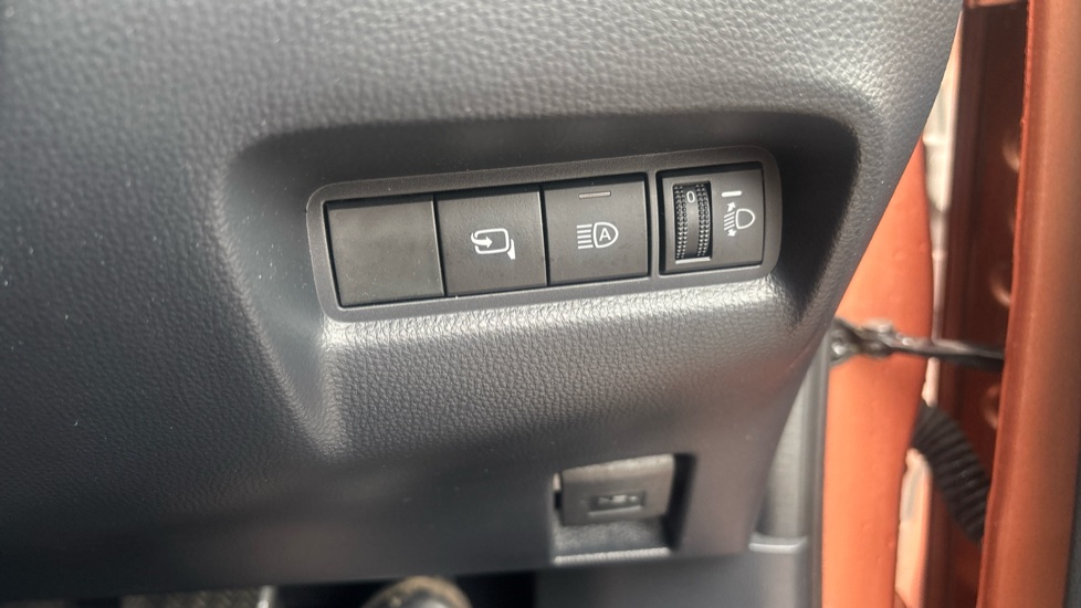 Toyota Aygo X 1.5 Hybrid Design 5dr CVT Hybrid Hatchback - Image 44
