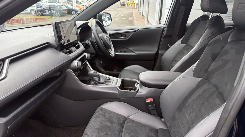 Toyota RAV4 2.5 PHEV GR Sport 5dr CVT Estate - Image 5