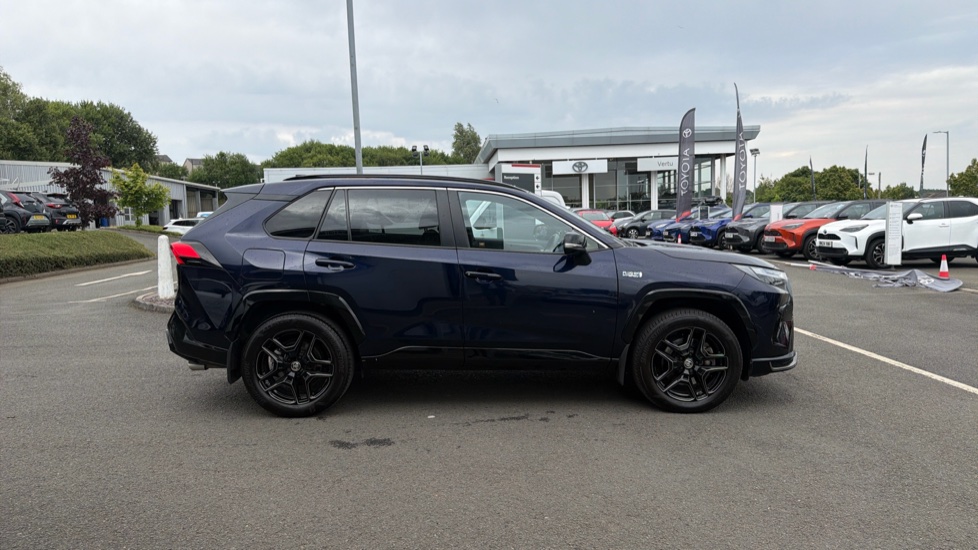 Toyota RAV4 2.5 PHEV GR Sport 5dr CVT Estate - Image 23