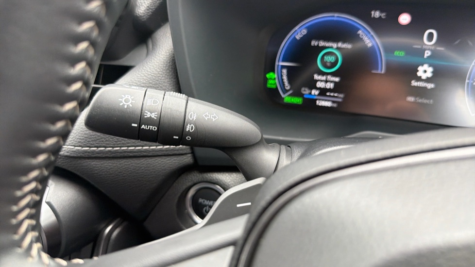 Toyota RAV4 2.5 PHEV GR Sport 5dr CVT Estate - Image 35