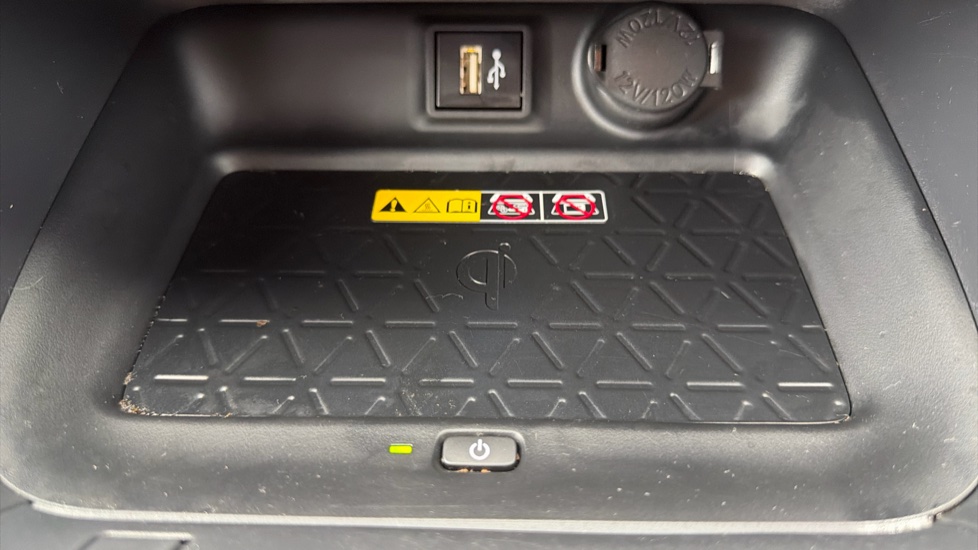 Toyota RAV4 2.5 PHEV GR Sport 5dr CVT Estate - Image 40