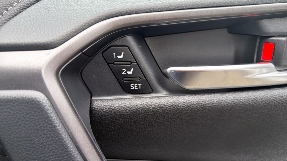 Toyota RAV4 2.5 PHEV GR Sport 5dr CVT Estate - Image 42