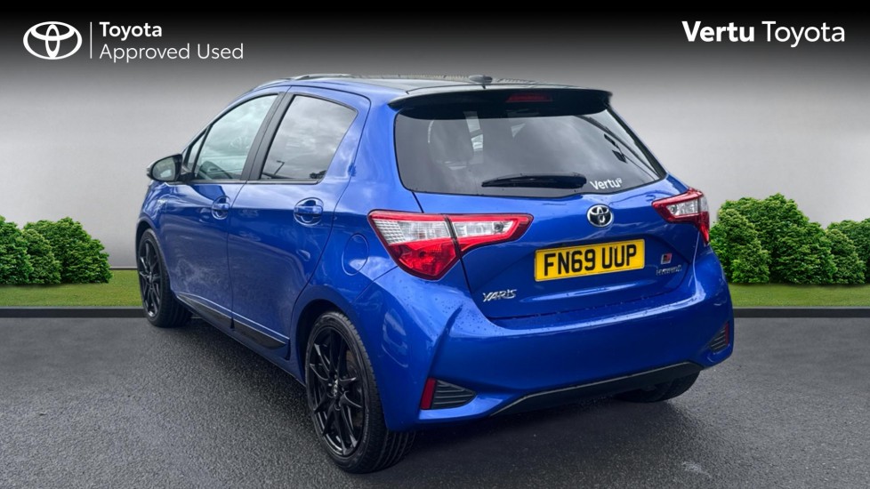 Toyota Yaris 1.5 Hybrid GR-Sport 5dr CVT Hybrid Hatchback - Image 4