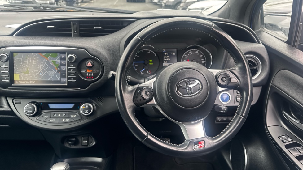 Toyota Yaris 1.5 Hybrid GR-Sport 5dr CVT Hybrid Hatchback - Image 7