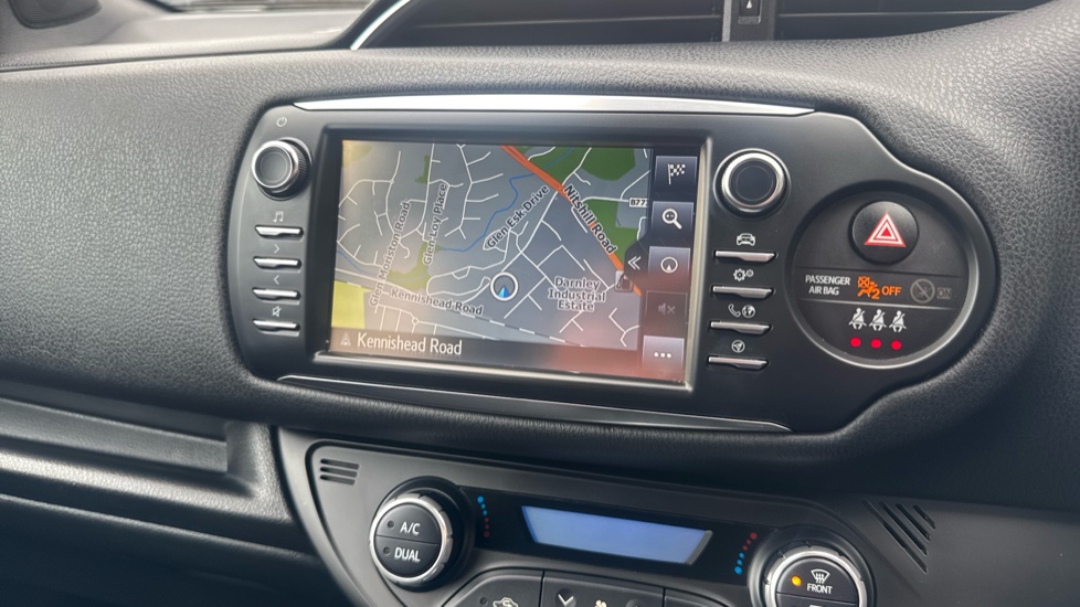 Toyota Yaris 1.5 Hybrid GR-Sport 5dr CVT Hybrid Hatchback - Image 9