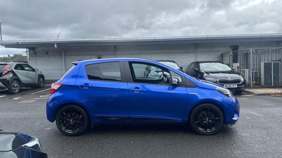 Toyota Yaris 1.5 Hybrid GR-Sport 5dr CVT Hybrid Hatchback - Image 23