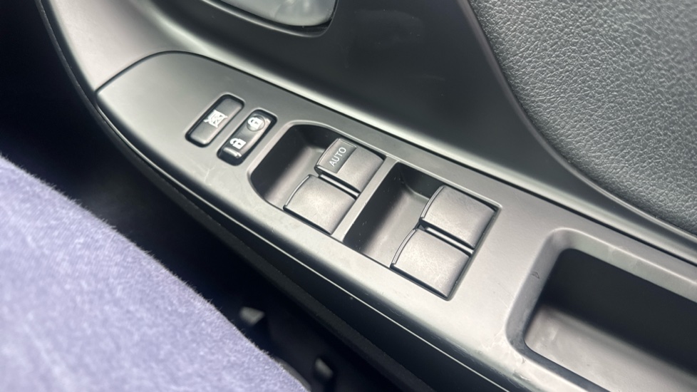 Toyota Yaris 1.5 Hybrid GR-Sport 5dr CVT Hybrid Hatchback - Image 31