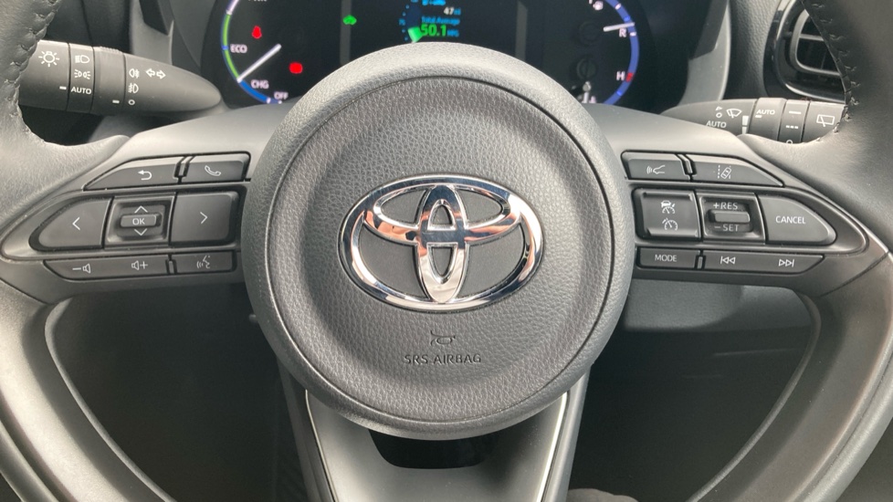 Toyota Yaris Cross 1.5 Hybrid Design 5dr CVT Hybrid Estate - Image 10
