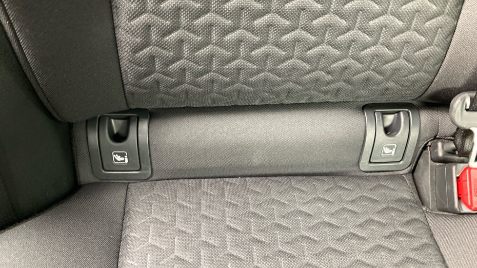 Toyota Yaris Cross 1.5 Hybrid Design 5dr CVT Hybrid Estate - Image 14