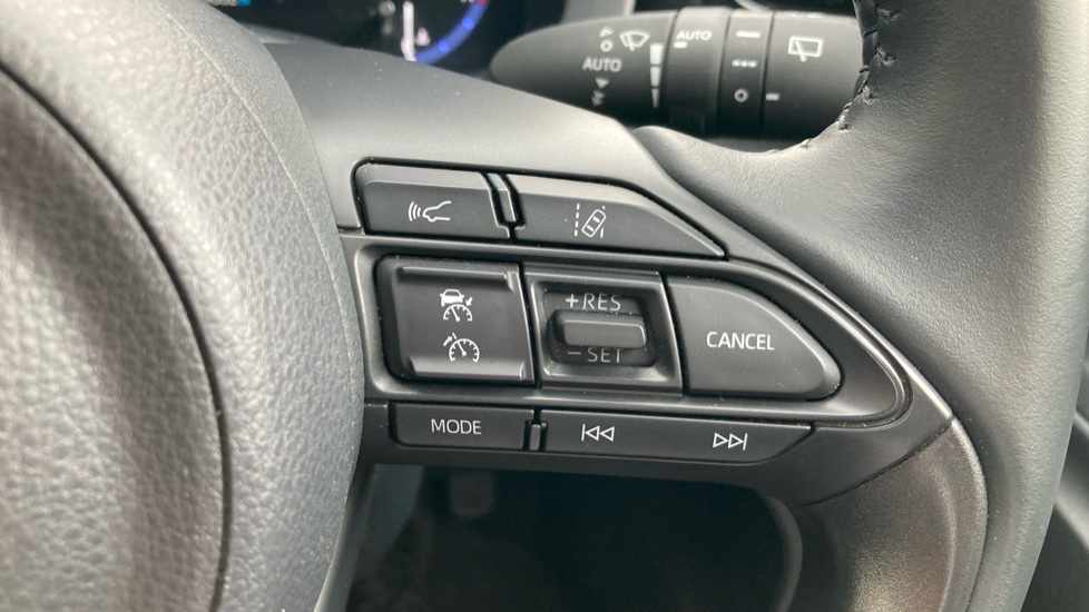 Toyota Yaris Cross 1.5 Hybrid Design 5dr CVT Hybrid Estate - Image 41