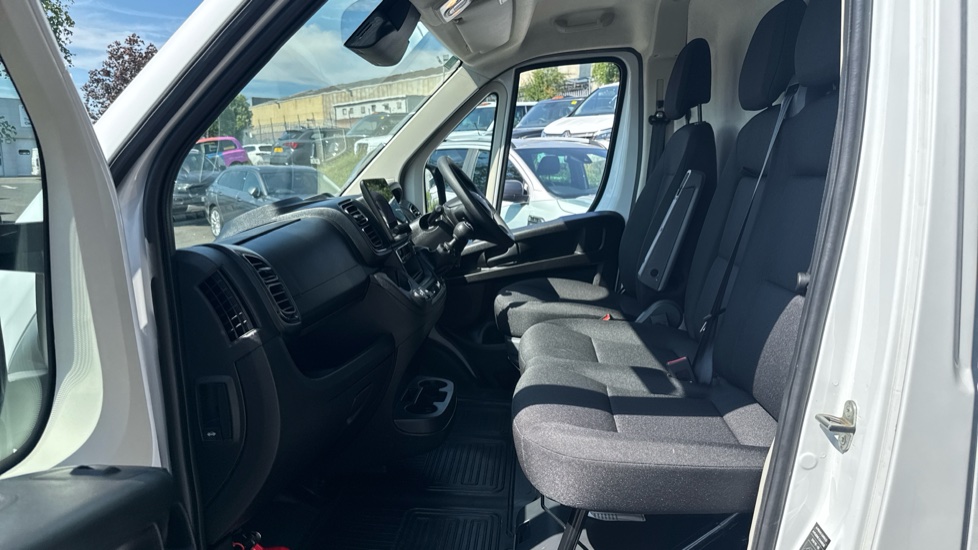 Toyota Proace Max L2 Diesel 2.2D 140 Icon H2 Van - Image 5