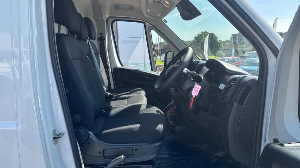 Toyota Proace Max L2 Diesel 2.2D 140 Icon H2 Van - Image 12