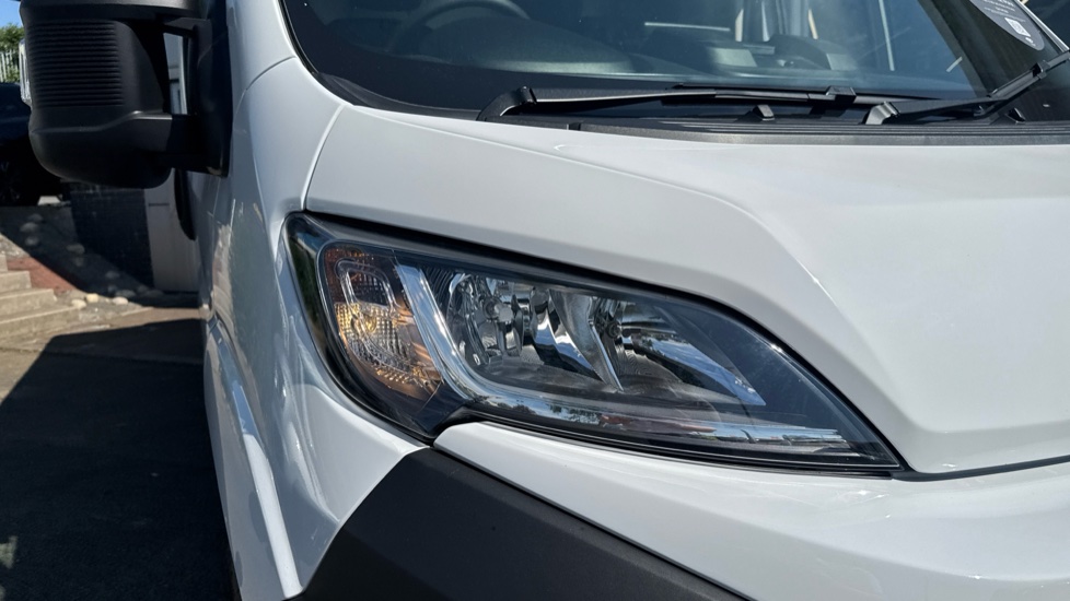 Toyota Proace Max L2 Diesel 2.2D 140 Icon H2 Van - Image 20