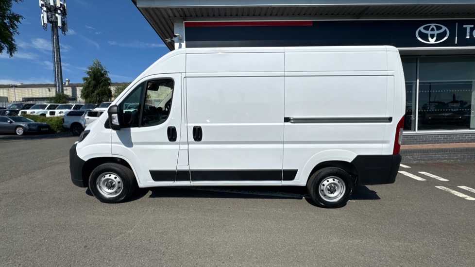 Toyota Proace Max L2 Diesel 2.2D 140 Icon H2 Van - Image 24